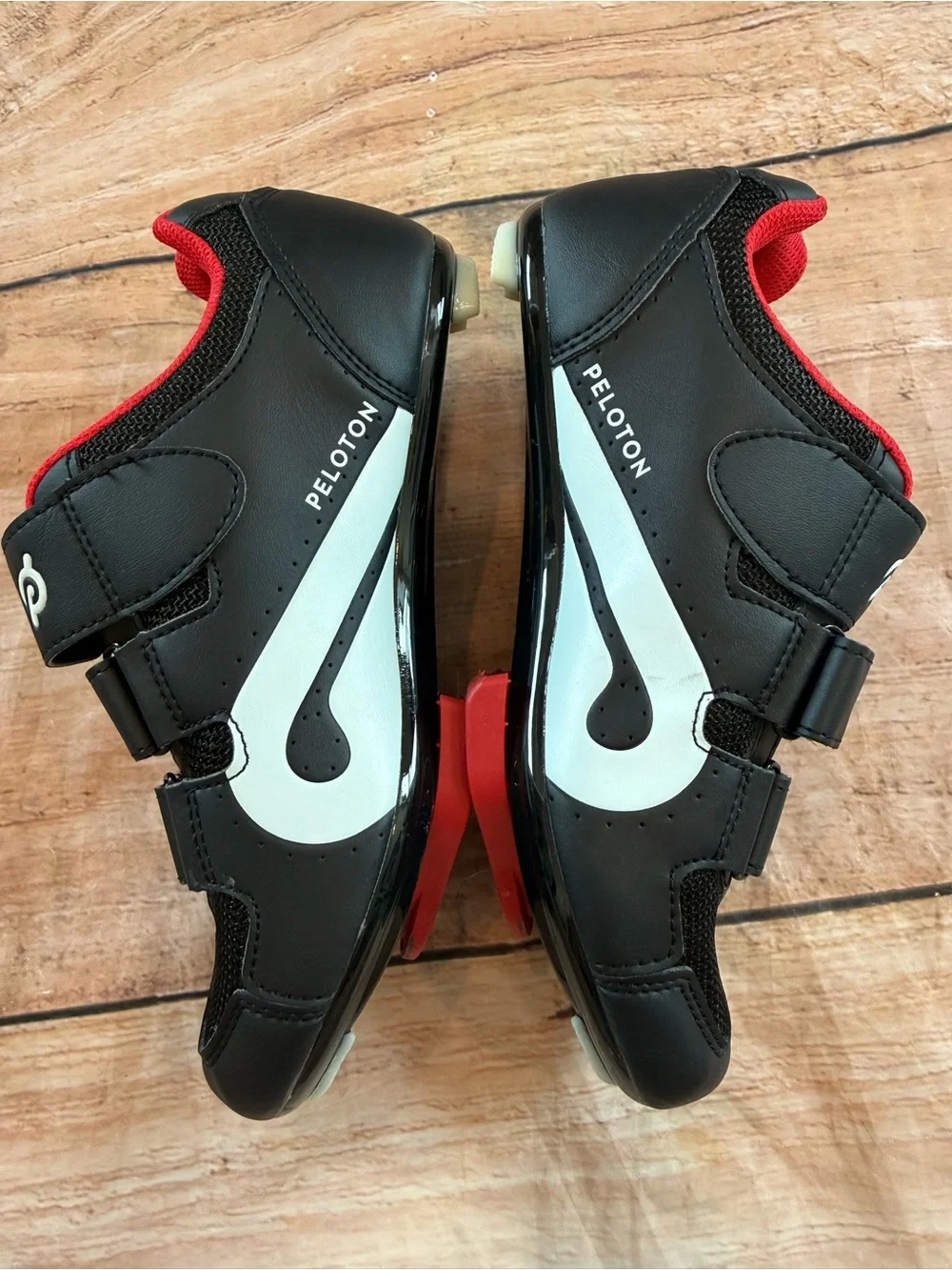 Peloton Cycling Shoes with Cleats Size 38 / Women's 7 Black Red White- Excellent